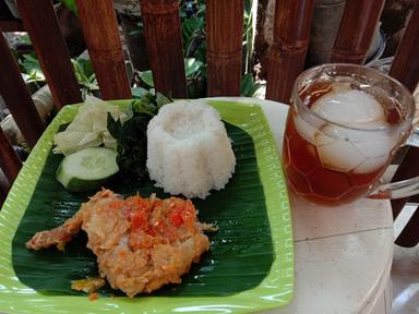 AUCHICK AYAM KATSU