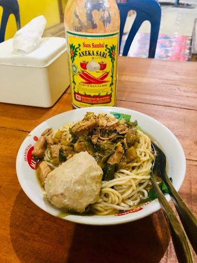 MIE AYAM & BAKSO CONDONG RAOS