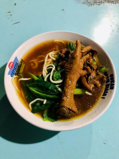 MIE AYAM PAK KOYOR