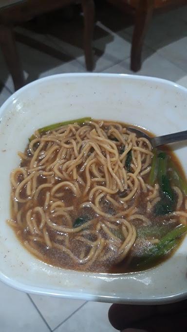 MIE AYAM PAK KOYOR