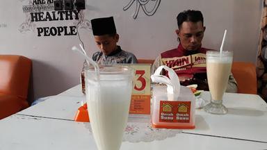 OMAH SUSU CAFE