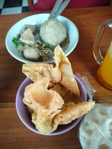 BAKSO AAN