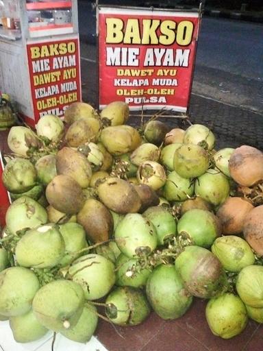 BAKSO & MIE AYAM DIRGANTARA