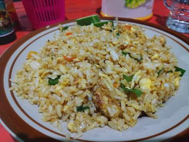 NASI GORENG SEAFOOD RAPHAEL