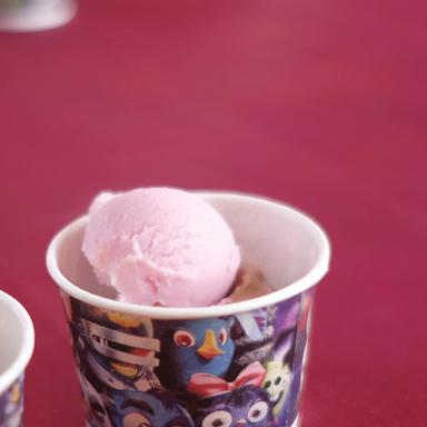 RUMAH PAK IKHSAN ICE CREAM