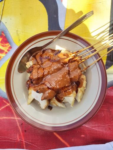 SATE AYAM PAK HARUN