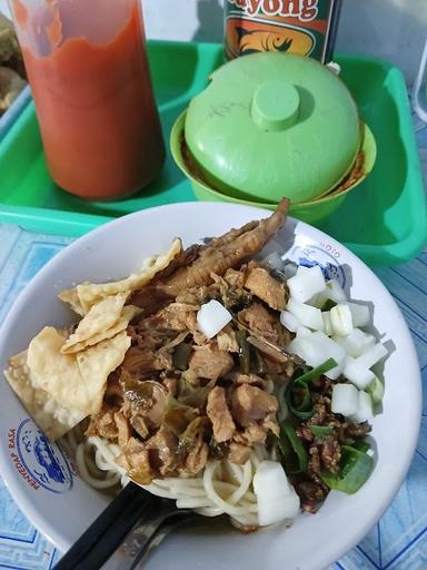 WARUNG BAKSO & MIE AYAM ADI