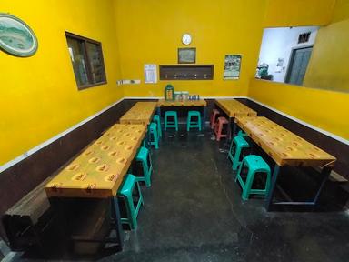 WARUNG MAKAN PAK ARIE