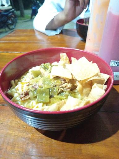 KEDAI MIE TRISNO