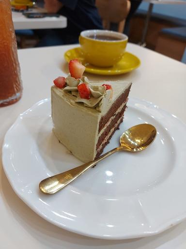 ECLAT PATISSIER & CAFE