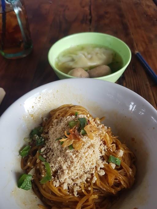 MIE & BASO BIMA