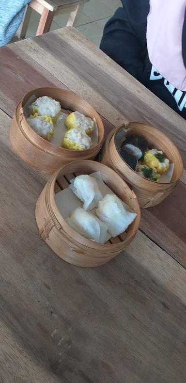 SUKASUKI 182 DIMSUM