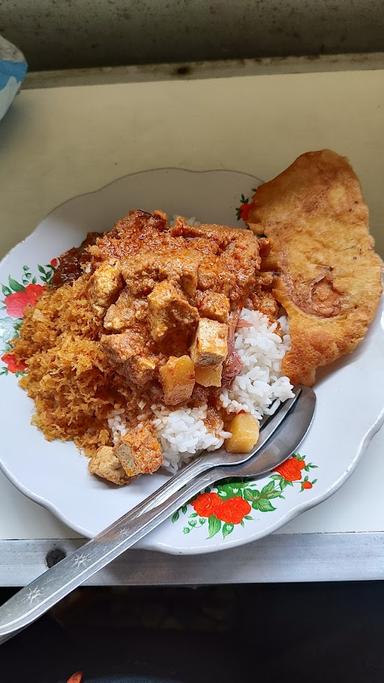 WARUNG NASI GUDEG