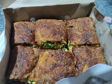 AZZA MARTABAK & TERANG BULAN