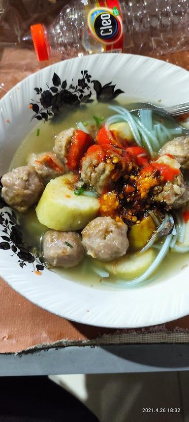 WARUNG BAKSO PAK HUSIN