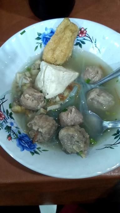 WARUNG BAKSO PAK HUSIN