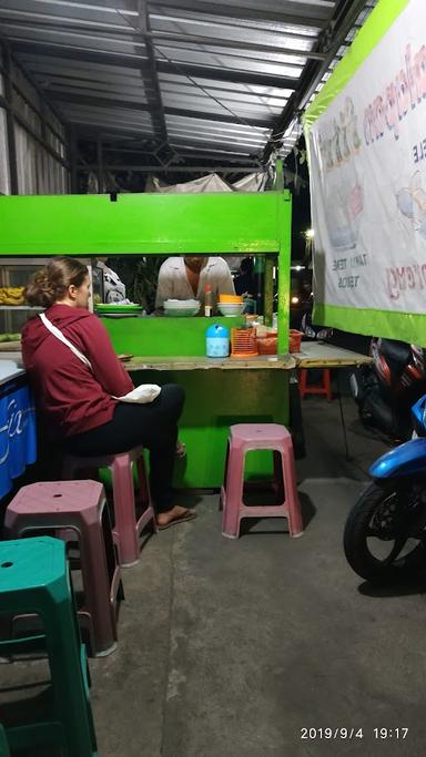 WARUNG LALAPAN FITRI