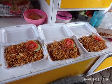 NASI GORENG CINTA KITA