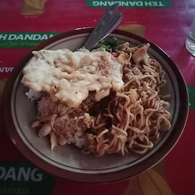 WARUNG MAKAN NGANGENI