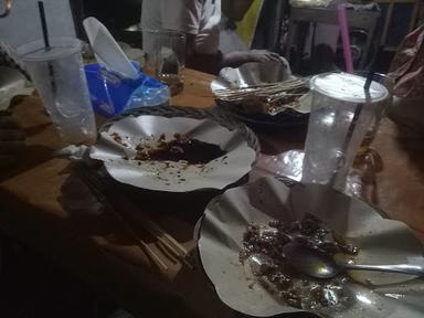 WARUNG SATE PAK GONDRONG