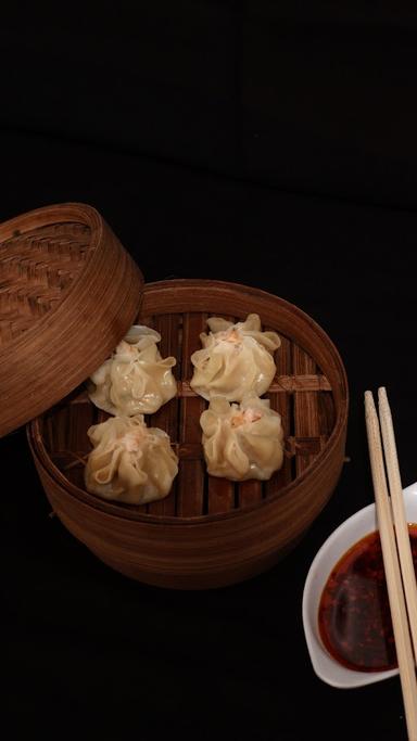 DIMSUM & GYOZA BY DUMPLEASE!