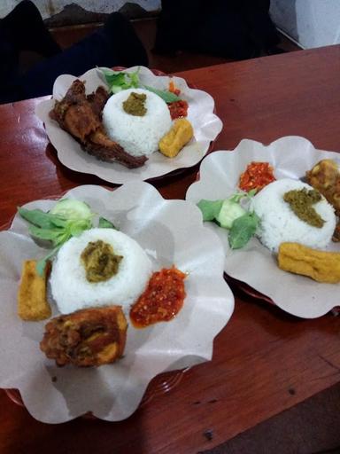 AYAM GORENG AMBURADUL