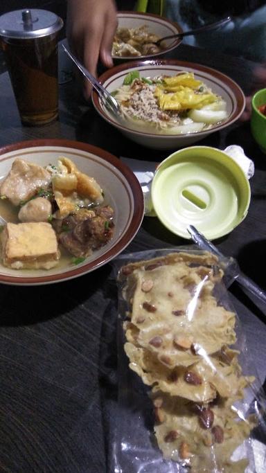 MIE PAK TO SAWOJAJAR