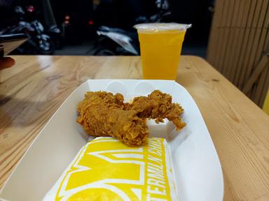 OYI BUTTERMILK CHICKEN - SAWOJAJAR