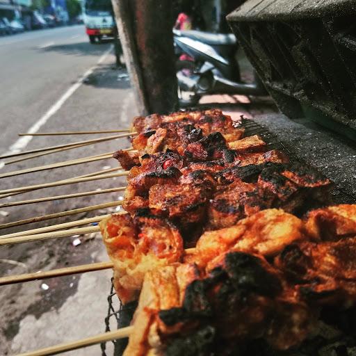 PENTOL BAKAR & TAHU RANJAU SAM NAWI