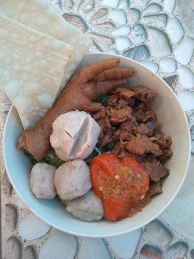 BAKSO DAN MIE AYAM WARISAN