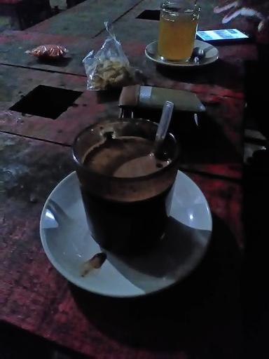 WARUNG MAK TIK