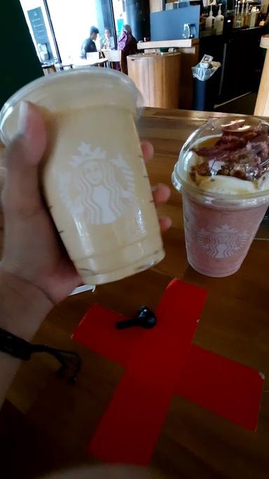 STARBUCKS - GRAGE MALL CIREBON