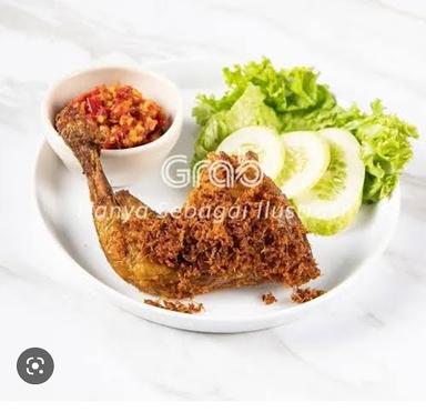 AYAM GORENG SERUNDENG CIPTA RASA