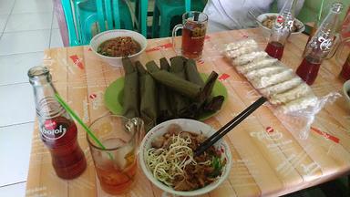 BAKSO KLIWON SAMADIKUN