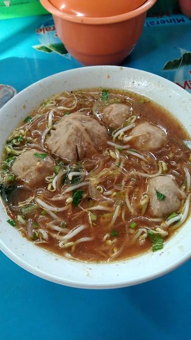 BAKSO & MIE AYAM SOLO JOSS