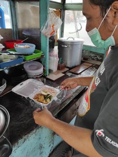 BUBUR AYAM BANDUNG AKANG MUS