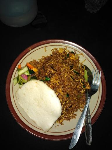 NASI GORENG KLAWING DIPONEGORO