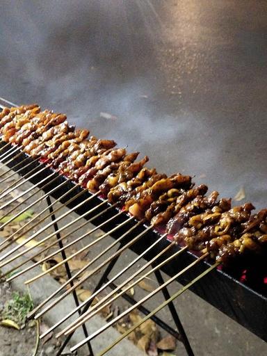 WARUNG SATE MADURA RIZKY RASPEK