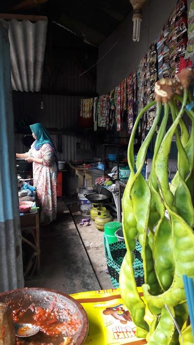 WARUNG NASI PAK JUPRI