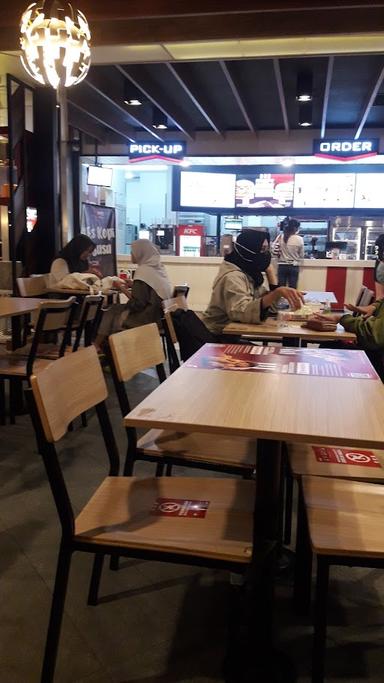 KFC - LIPPO SUPERMAL KARAWACI