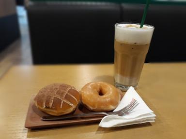 KRISPY KREME SUPERMAL KARAWACI