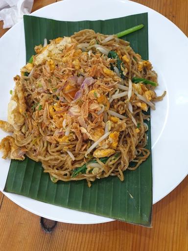 BAKMI MACAN, SERPONG