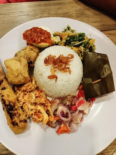 AYAM BETUTU GILIMANUK SERPONG