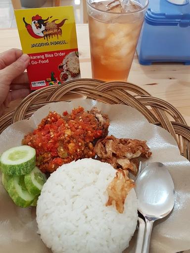 AYAM GEPREK MOZZA GADING SERPONG DEPAN SDC