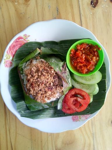 BAKSO ACI DAN NASI BAKAR BU SUT