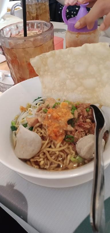 BAKSO GEPENG MANTUL KARAWACI