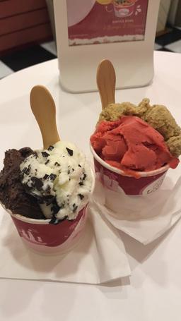 CAPITANO GELATO - SUPERMAL KARAWACI