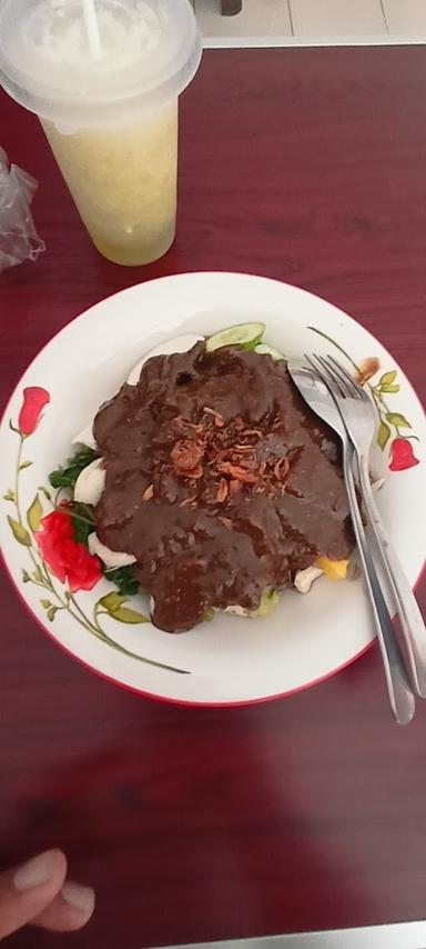 GADO-GADO HARKIT