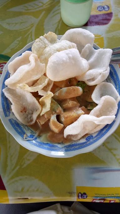 GADO-GADO SUROBOYO