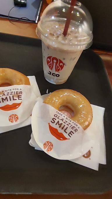 J.CO DONUTS & COFFEE - SMS